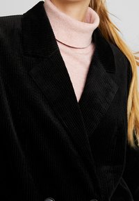 Vero Moda Cappotto corto - black