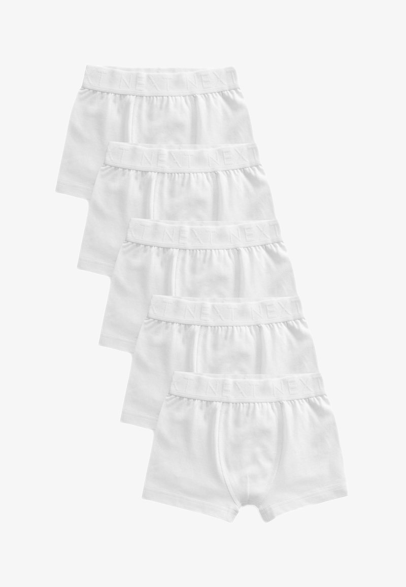 Weiße Baumwoll-Boxershorts übereinander gestapelt, mit einem elastischen Bund, auf dem "NEXT" eingeprägt ist, flachen Nähten und einem klassischen Schnittdesign.