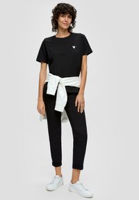s.Oliver IM LOOSE FIT - T-Shirt basic - schwarz