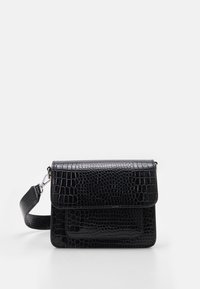 CAYMAN POCKET TRACE - Cross body bag - black