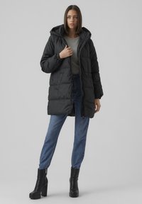 Vero Moda VMGRETAFIE  - Vinterkåpe / -frakk - black
