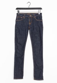 Mörkblå denimjeans i slim fit, med orange sömmar, fem fickor och bälteshank vid midjan, hängande på en svart galge.