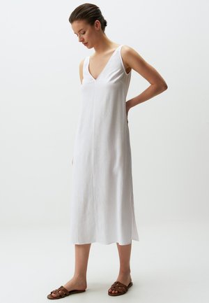 Jimmy Key V NECK SLEEVELESS MIDI - Vestito casual - white