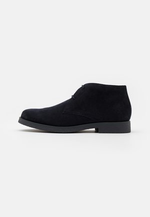CLAUDIO - Sportieve veterschoenen - navy