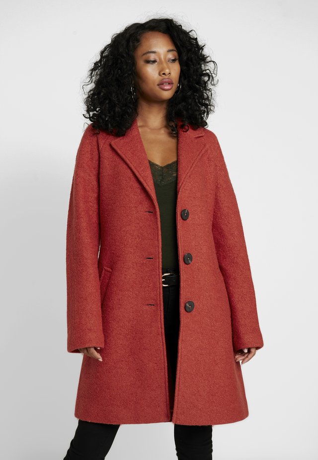 Trenchcoat - ketchup