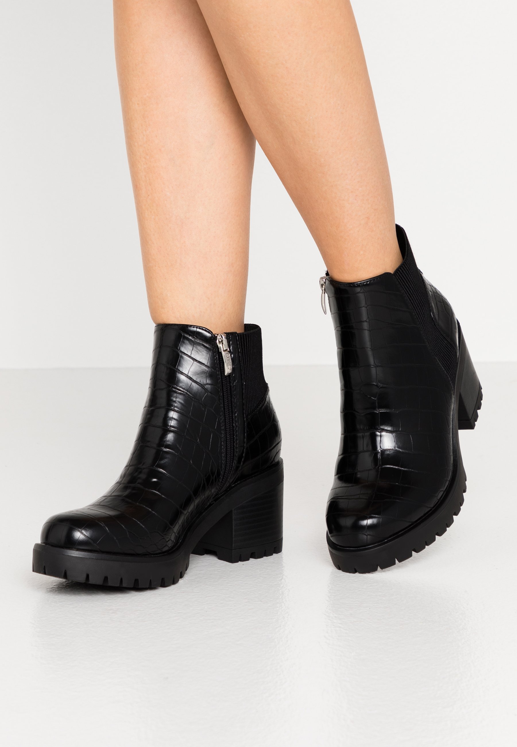 guess black bria boots