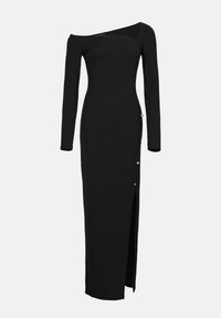 Svart off-shoulder kjole laget av myk tekstil, med lange ermer, firkantet utringning og en sidesplit med detaljer i gullknapper.