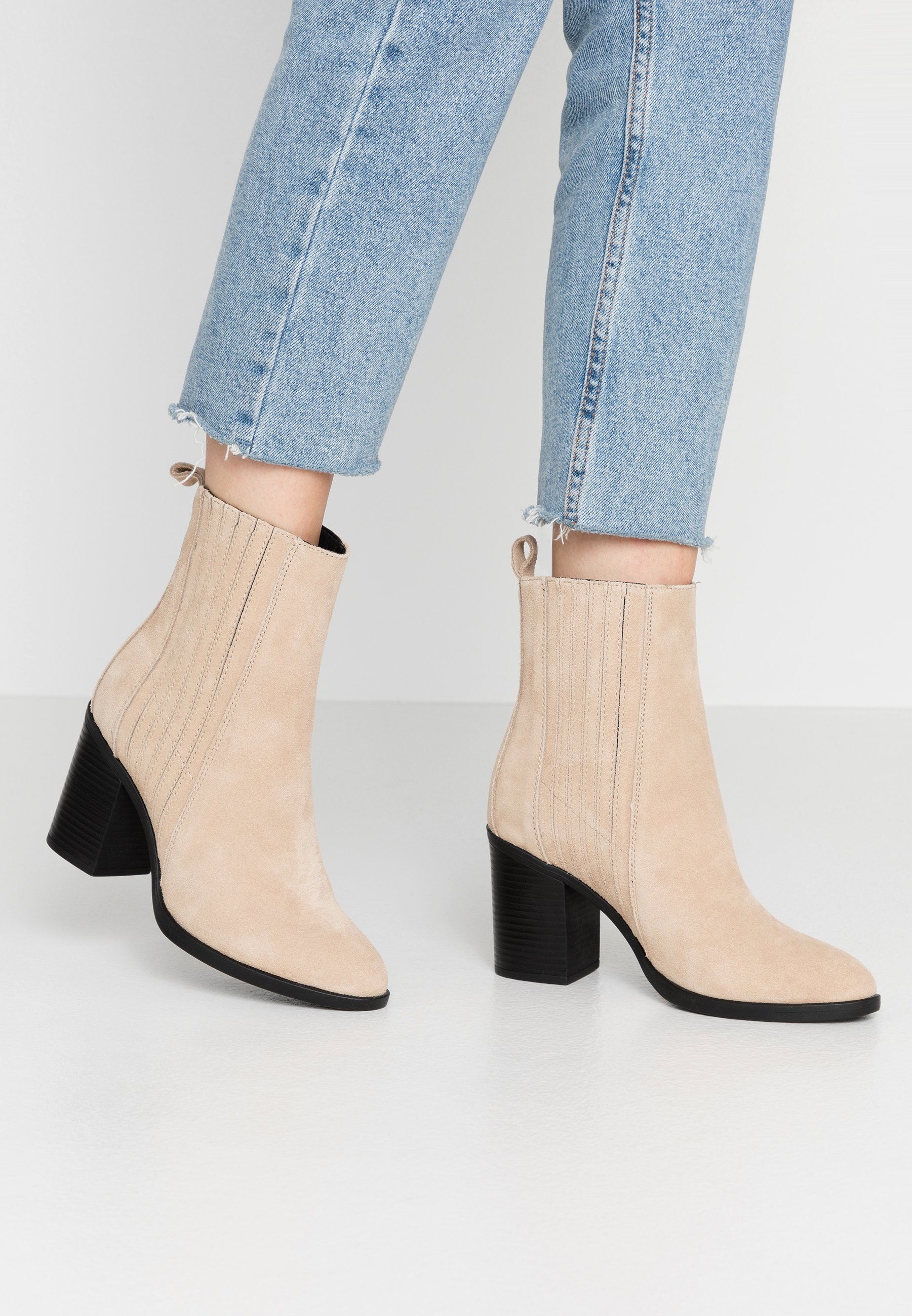 Even&Odd LEATHER CHELSEA BOOTIE Enkellaarsjes met hoge hak Even&Odd LEATHER CHELSEA BOOTIE Enkellaarsjes met hoge hak
