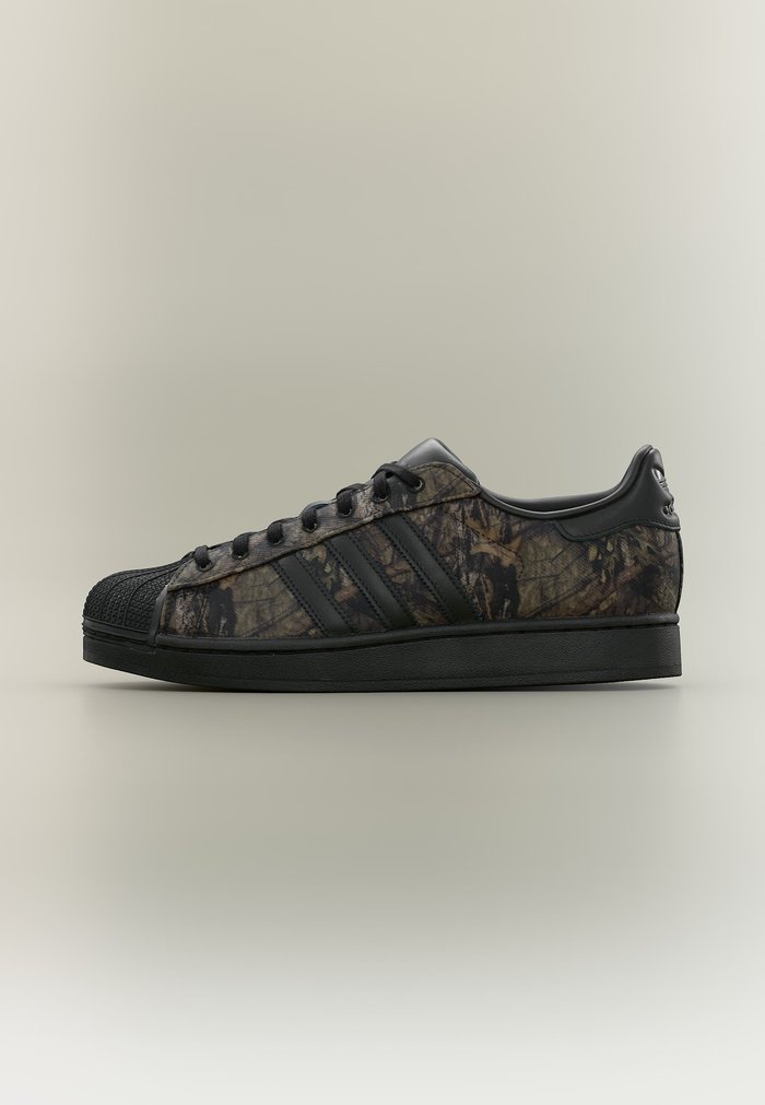adidas SUPERSTAR II MOSSY OAK UNISEX - Trainers - core black/khaki six