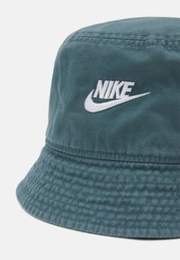Nike Sportswear BUCKET UNISEX - Chapéu - hasta