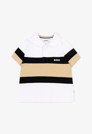 Biała koszulka polo dla małych dzieci z beżowymi i czarnymi poziomymi paskami oraz logo "BOSS" na piersi, z krótkimi rękawami i kołnierzykiem.