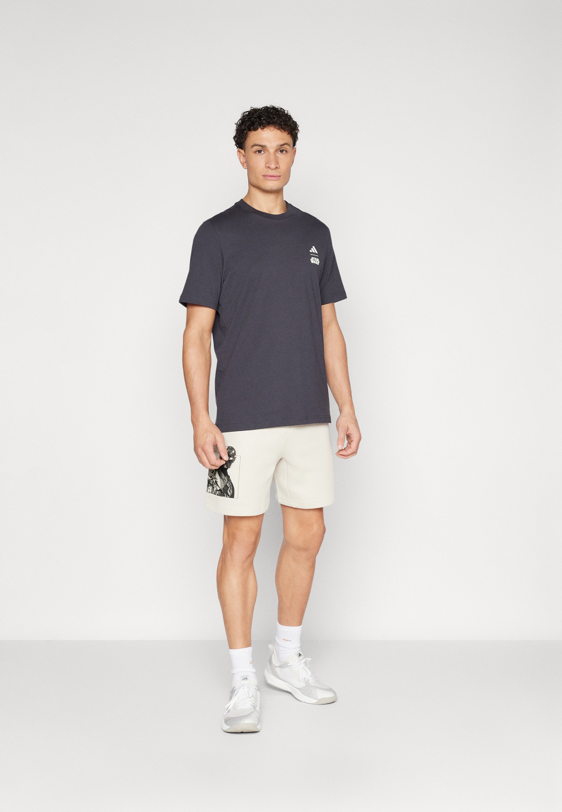 adidas Sportswear STAR WARS™ THE MANDALORIAN™ REGULAR FIT