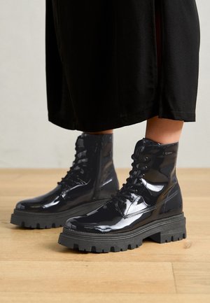 Lace-up ankle boots - black