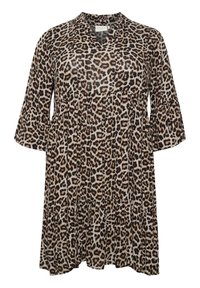 Unselected, feather gray leo print