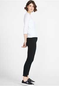 PETER HAHN Langarmshirt - white