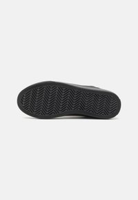 Jack & Jones JFWBAYSWATER  - Tossud - anthracite