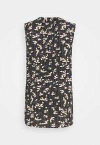Mouwloze blouse met een zwarte basis, voorzien van een bloempatroon in wit en beige, verticale strepen en een geplooide achterkant.