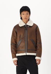 JORCOLE AVIATOR JACKET - Bunda z nepravej kože - chocolate brown