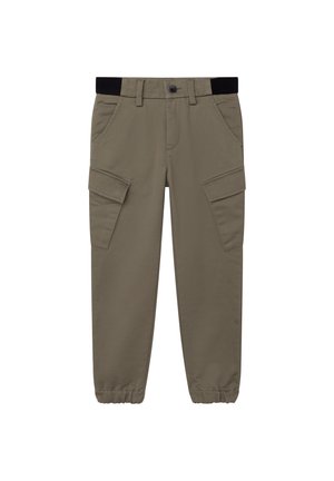 Khaki spodnie cargo z czarnym elastycznym pasem, z wieloma bocznymi kieszeniami i tapered leg (zwężającą się nogawką). Gładkie wykończenie materiału.