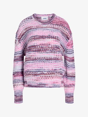 Pull en maille épaisse avec des rayures horizontales roses, violettes, blanches et marron, col rond côtelé et poignets.