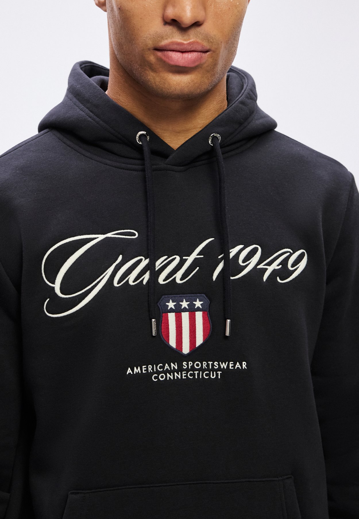 GRAPHIC HOODIE