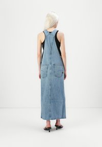 G-STAR SKATER MAXI DUNGAREE DRESS - Vestido comprido - faded blue star