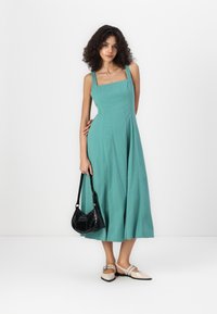 Abercrombie & Fitch The A&F Mila Midi Dress - Päevakleit - hedge green