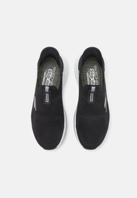 Skechers MAX CUSHIONING ELITE 2.0 - Tenisice - black/white