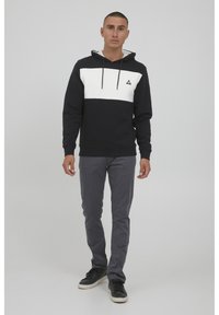 Blend NEVIO - Felpa con cappuccio - black