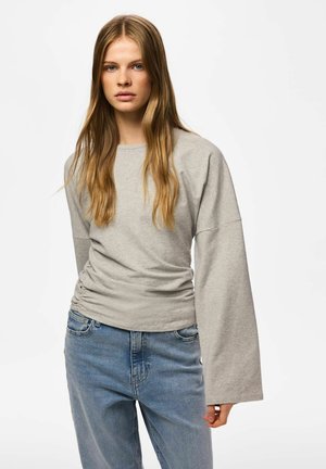 Pieces, PCALLI LS O-NECK TOP JRS NOOS - T-shirt à manches longues - light grey melange