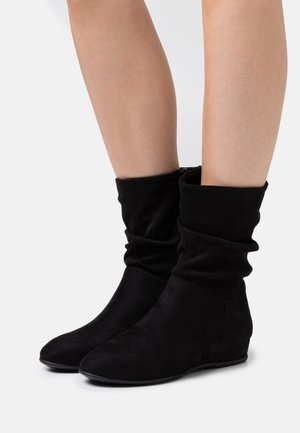 Anna Field Bottes - black