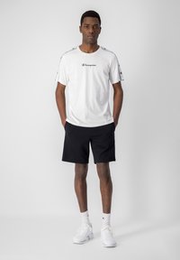 Champion CREWNECK - T-shirt med print - white