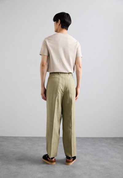 Paul Smith - Spodnie materiałowe