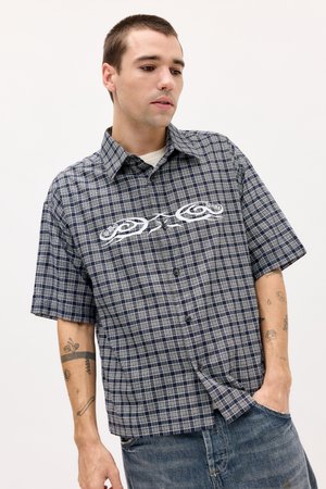 TRIBAL GRAPHIC BOXY - Pluus - black check