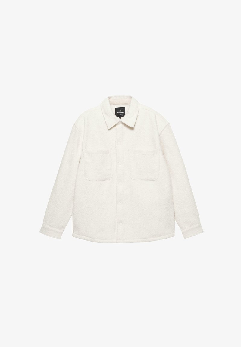 Hvid fleece skjortejakke med krave, knaplukning, to forlommer og tekstureret stof. Lange ærmer og lige kant.
