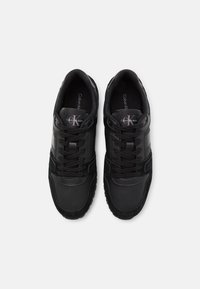 Calvin Klein Jeans TOOTHY RUN LACEUP  - Sneakers basse - triple black