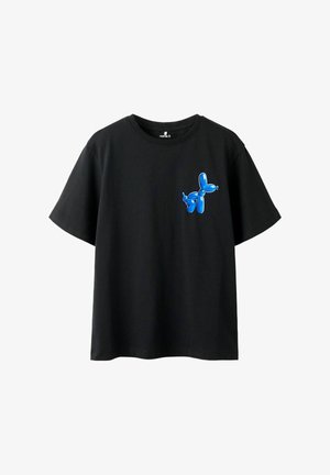 Black cotton T-shirt with short sleeves, featuring a glossy blue balloon dog graphic on the left chest. Round neck and relaxed fit.