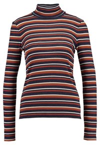 Camiseta de cuello alto acanalada en azul marino con rayas verticales en naranja, blanco y burdeos. Presenta mangas largas y una silueta ajustada.