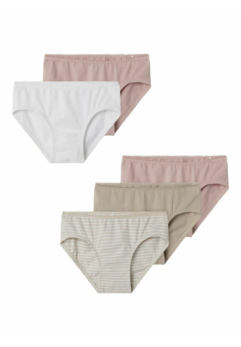 Ensemble de cinq slips en coton de couleur blanche, rose clair, beige et avec un motif rayé beige. Dotés d'une ceinture élastique douce et d'une texture lisse.