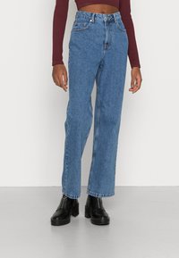 Vero Moda VMKITHY LOOSE JEANS - Calças de ganga de corte relaxado - medium blue denim