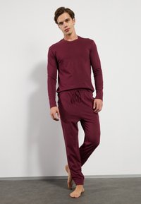Pier One Pyjama - bordeaux