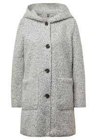 Šedý vlněný kabát s kapucí, dvěma předními kapsami a třemi kulatými hnědými knoflíky. Textura je jemná s mírným bouclé vzorem.