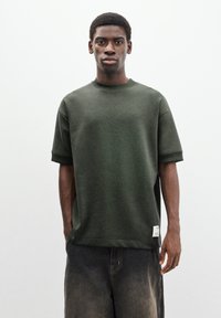 PULL&BEAR SHORT SLEEVE - PLUSH - Basic póló - dark green