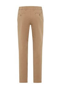 Khaki chino's met een gladde textuur, een aansluitend ontwerp, rechte pijpen, twee achterzakken met knoopsluitingen en riemlussen bij de taille.