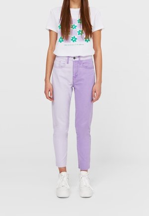 Stradivarius Jeansy Relaxed Fit