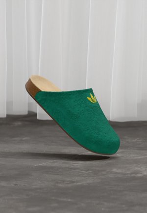 ADIMULE - Papuci de casă - bold green/eqt yellow