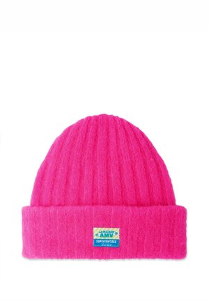 Pletena kapa - rose fluo chine