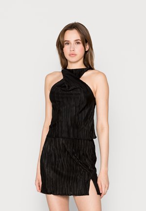 TWIST PLISSÉ TOP - Blusa - black