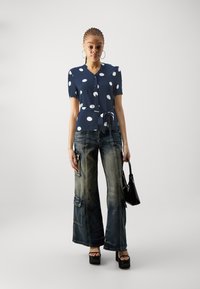 VILA VIALA - Tričko s potlačou - navy blazer/white
