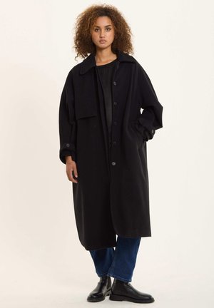 Classic coat - black